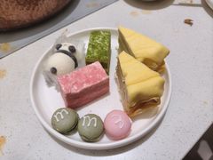 -小茉庐和牛自助火锅(龙湖万达店)
