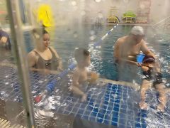 -蓝旗亲子游泳(范湖万达广场店)