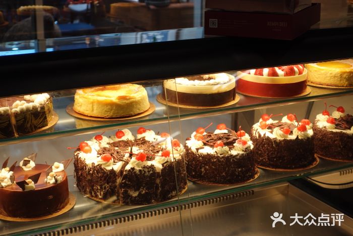 凯宾美食廊Kempi Deli·凯宾斯基饭店(亮马桥路店)黑森林蛋糕图片