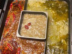 酸菜锅-巴奴毛肚火锅(二七万达店)