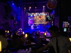 -胡桃里乐队酒馆(鎏嘉码头店)