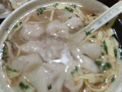 -黄阿姨锅贴大王(万航渡路店)