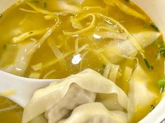 -笑来喜馄饨小笼工坊(通扬路店)