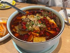 -渝信川菜 · 川味家常菜(财富购物中心店)