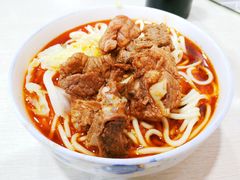 红烧排骨面-牛王庙众望面馆