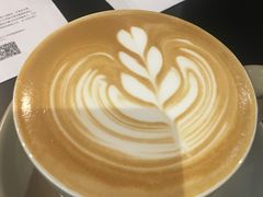 拿铁-LIN COFFEE CO(龙珠达店)