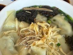 荠菜白汤馄饨-笑来喜馄饨小笼工坊店(湖滨街店)
