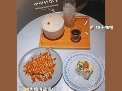 焦糖海盐杏仁蛋糕-C+ cake shop(天河南一路小区店)