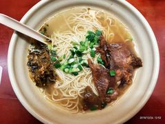 -佬钱湾仔(衣裳街店)