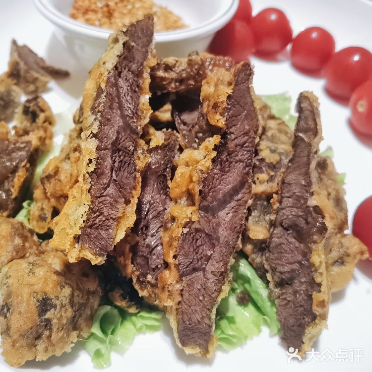 西集大饭店，这里的驴肉有点全