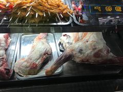 -布尔津河堤夜市
