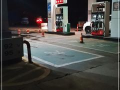 -中国石化滦州服务区（北京方向）加油站