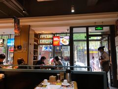 大堂-木屋烧烤(万德庄店)