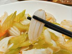 -荟廷·晶萃(陆家嘴尚悦湾店)