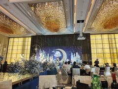 -上海宝华万豪酒店
