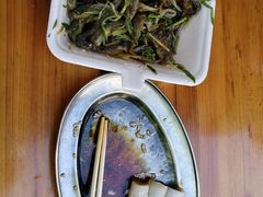 -陈老添美食店(宝华路店)