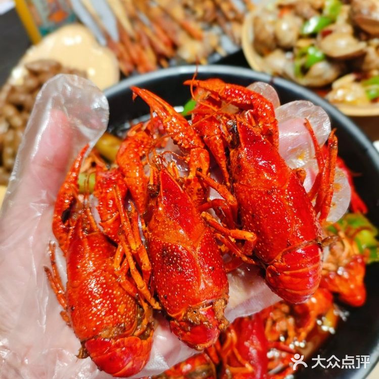 龙虾季来临,让夺胃带你享受味蕾的盛宴