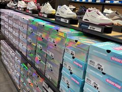 -百盛优客城市广场(天山店)