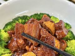 -萃华海鲜阁大排档(五四广场店)