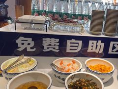 -九锅一堂酸菜鱼(万达广场店)