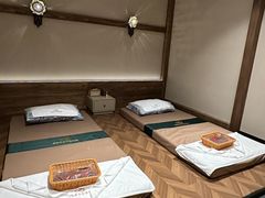 -湄南泰式古法按摩แม่น้ำนวดแผนไทยโบราณ