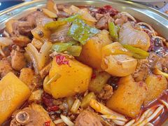 -牛一嘴·兰州牛肉面·大盘鸡(财富中心店)