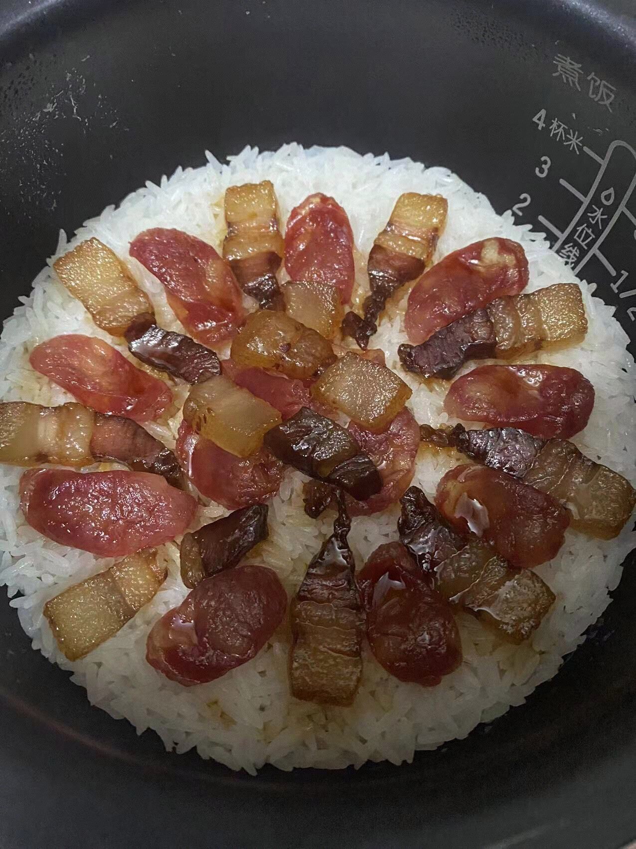 自家制作腊味蒸饭