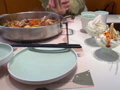 -黄记煌三汁焖锅(新佳丽江汉路店)