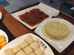 -周周有辣火锅馆(玖耀里店)
