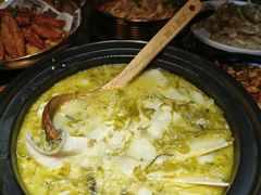-九锅一堂酸菜鱼(学府凯德店)