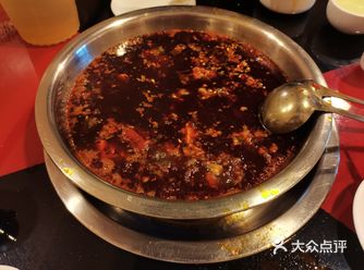 5点30开始营业，可以提前去坐位置