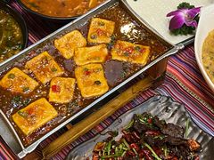 -香巴拉云南餐厅(华莱坞店)