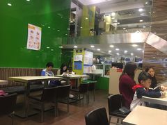 大堂-佰搭果·广式茶餐厅(西华路店)