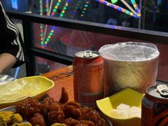 -BHC炸鸡(明洞总店)