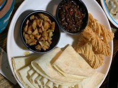 -每食每刻·皖北新民地锅鸡