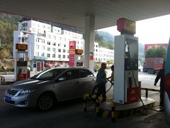 -中国国际能源华伦加油站