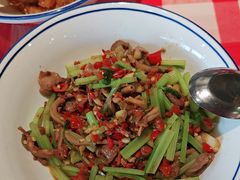 -笨豆腐居民楼菜馆•江西小炒(天津开发区店)