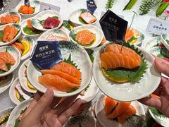 -雍容荟帝王蟹活龙虾展台自助(IFS黑金店)