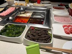 -海底捞火锅鲜切牛肉主题店(长寿路店)