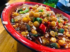 -拐枣巷小串串(财大店)