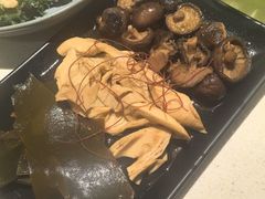 -一叶一世界•素食餐厅(环球中心店)