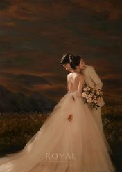 -挪娅婚纱摄影皇家会所