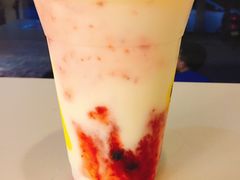 双莓酸奶冰-一鸣真鲜奶吧(景城花园奶吧)