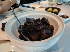 百叶结红烧肉-屋里厢上海菜馆