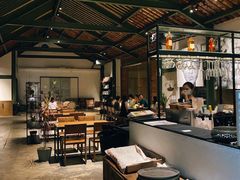 -喜洲吧·江畔老船厂·庭院餐厅(喜临院店)