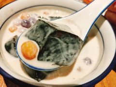 芋圆烧仙草-十六蒲(桂林路店)