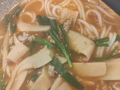 -蒙自源米线大王(江南西路店)