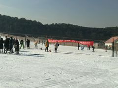 -十三陵雪世界滑雪场