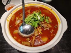 特色牛三鲜-简小舍·民间手艺菜(武昌江滩店)