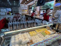 面包甜点陈列柜-老潮兴粿品(锦泰店)